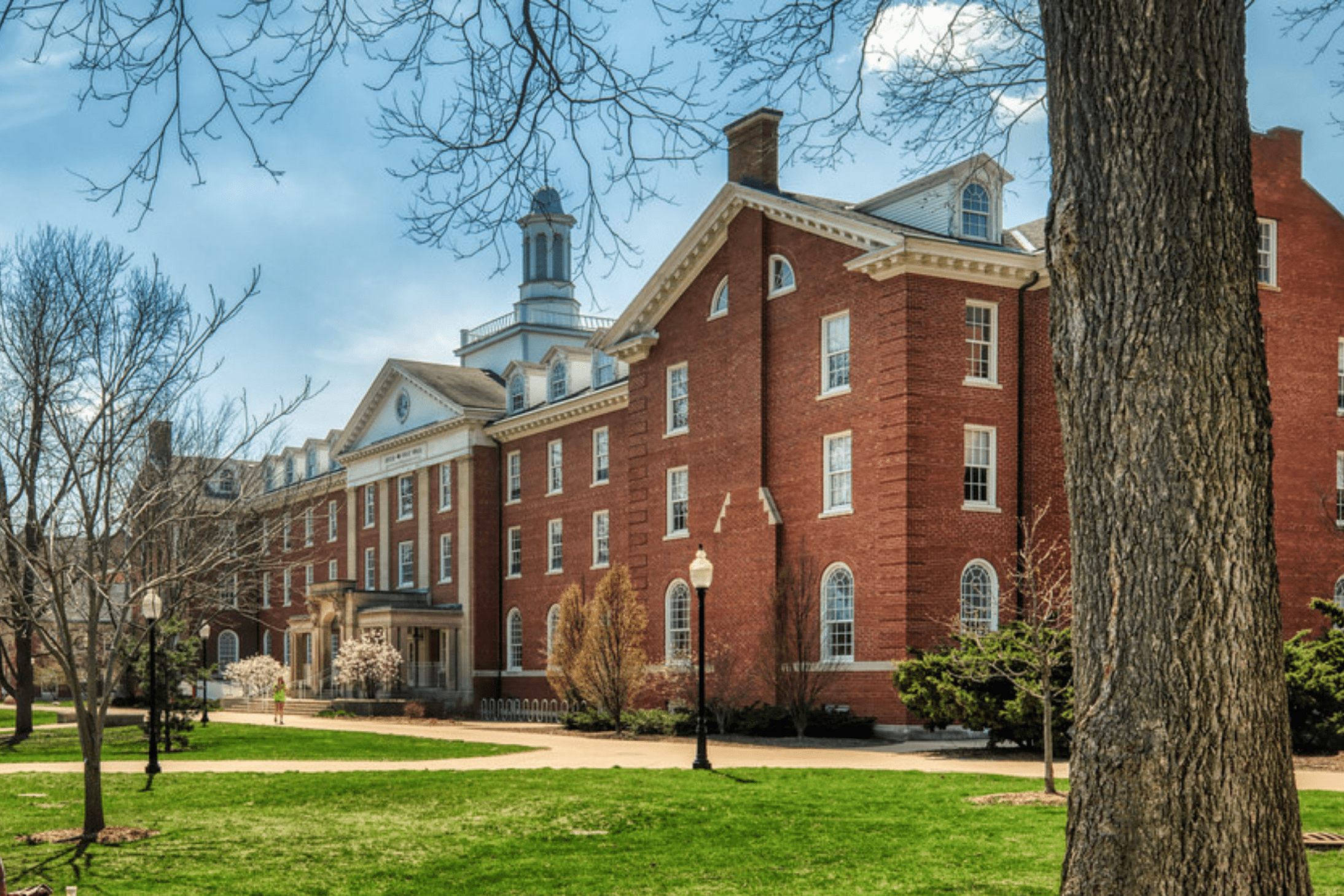 Explore Illinois State University – Redbird Pride