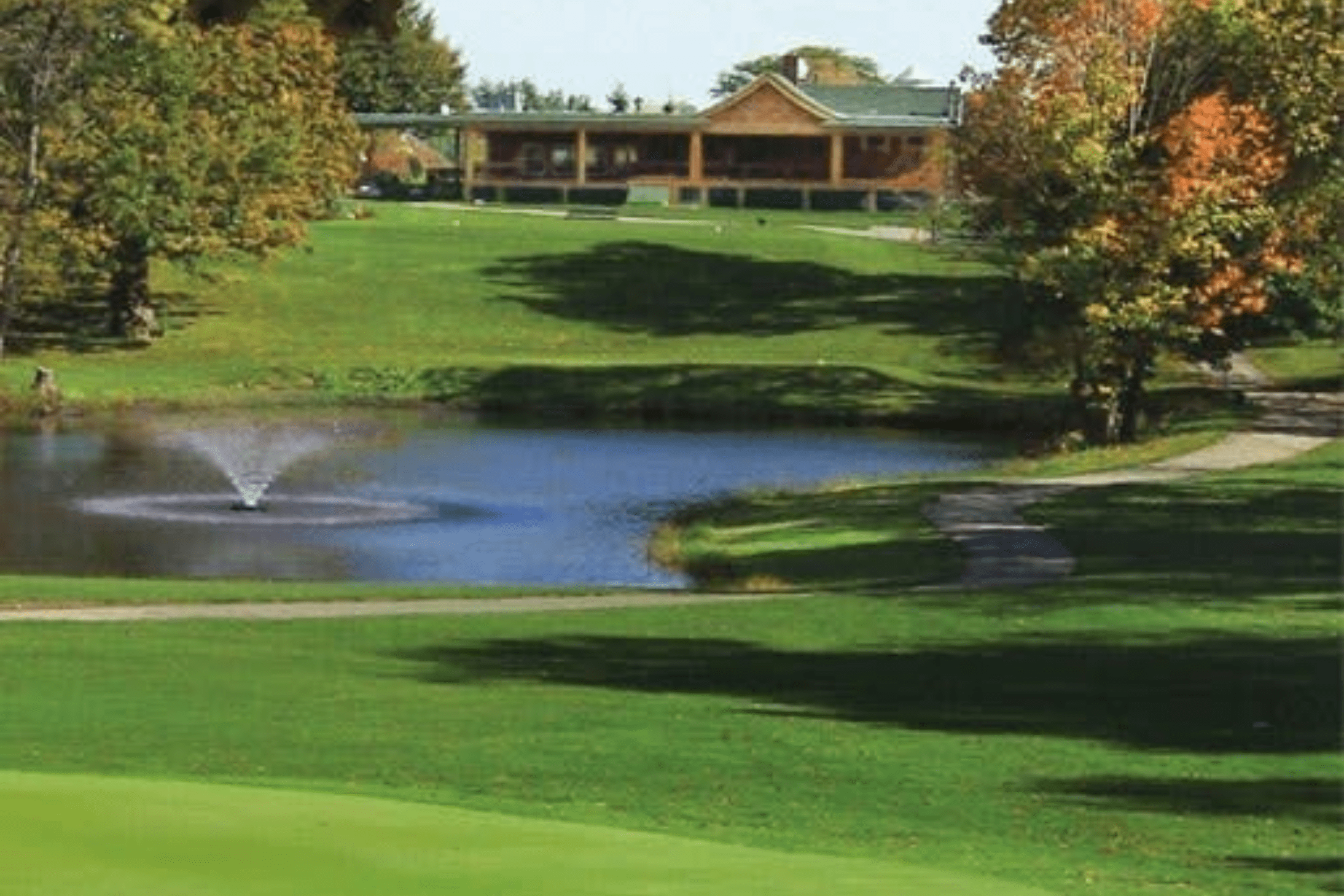 Tee Off at Le Roy Country Club